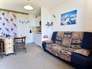 Appartements Studio Chamrousse, 1 piece, 4 personnes - FR-1-340-121 : photos des chambres