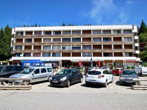 Appartements Appartement Chamrousse, 2 pieces, 6 personnes - FR-1-340-147 : photos des chambres