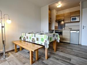 Appartements Studio Chamrousse, 1 piece, 5 personnes - FR-1-340-55 : photos des chambres