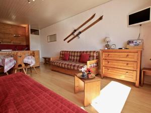 Appartements Studio Chamrousse, 1 piece, 4 personnes - FR-1-340-209 : photos des chambres