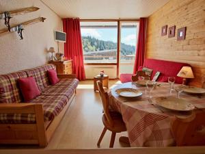 Appartements Studio Chamrousse, 1 piece, 4 personnes - FR-1-340-209 : photos des chambres