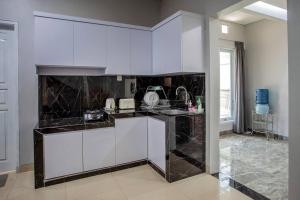 Villa Palm Springs by REQhome