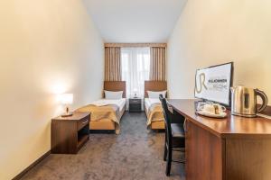 Economy Twin Room room in Upper Room Hotel Kurfürstendamm