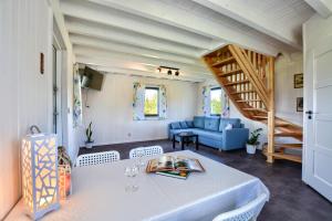 Agroturystyka domki nad rzeką Bałtów kajaki rowery klima basen ryby full