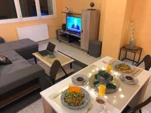 Appartement familiale et conviviale 2 chambres à Montlucon - 250m hopital - Désertines