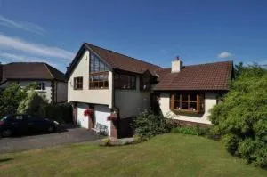 Kilburn Holiday Cottage - Skelmorlie