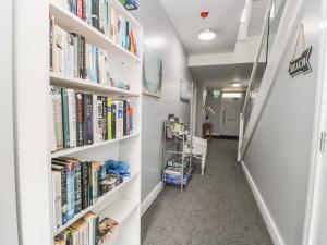 Manor Heath Apartment 1