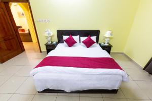 Three-Bedroom Apartment room in العييري للوحدات المفروشة المدينة 3