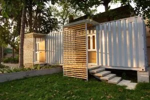 Hanu Reddy Residences - SPP Gardens - Āvadi