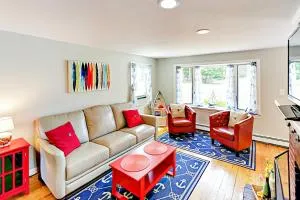 Bogey Bay Bungalow - Pleasant Lake