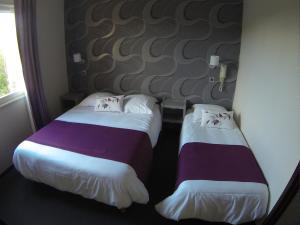 Hotels Hotel des Vignes : Chambre Triple - Non remboursable