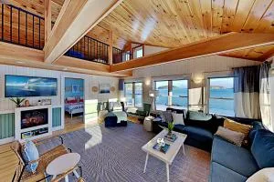 The Jewel of Saint George - Waldoboro