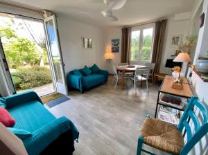 Appartements Sur le port de Macinaggio, au calme : Appartement - Vue sur Mer