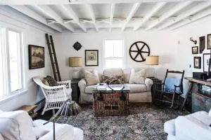 Mill Cove Cottage - Hendricks Harbor