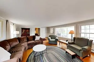 Cape Landing Cottage - Namskaket