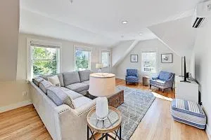 Oyster Beach Bungalow - North Chatham