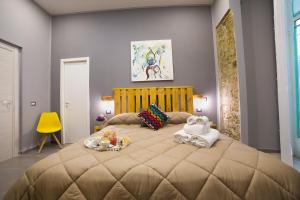 Toledo H, Naples Historical Center, by ClaPa Group