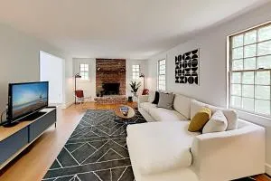 Wellfleet Harbor Hideaway - Truro