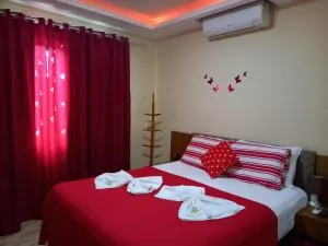 Quartos Em Casa In Caxias da Paraíso - 卡希亚斯公爵城