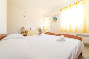 AVA Studio apartment and Room