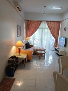Costa Mahkota Melaka - Family Homestay