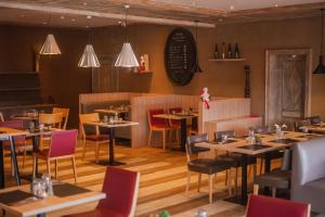 Hotels ibis Colmar Est - Hotel Restaurant en Alsace : photos des chambres