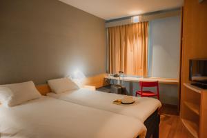 Hotels ibis Colmar Est - Hotel Restaurant en Alsace : photos des chambres