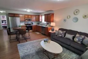 Diamond in the Sky-704 - Monroe