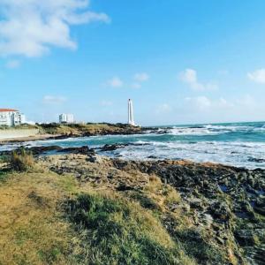 Appartements Les Pins - 3 pieces - Vue sur piscine - 600m mer - Les Sables d'Olonne : photos des chambres