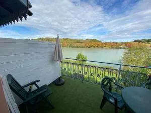 appartement au calme face au lac - Ladevèze-Rivière