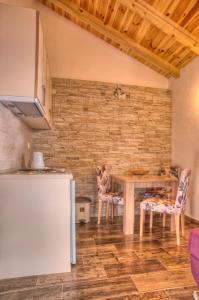 Harmonia Bungalows & Pool