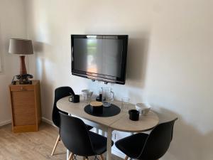 Appartements Rez de Jardin Villa Cagnes Sur Mer. : photos des chambres