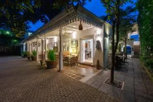 55TG精品套房旅馆 - 拉维尼亚山