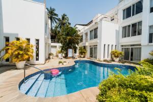 VILLA M - JIA 5 CANDOLIM GOA 3BHK, Pool Facing, Near Beach, Free Breakfast, Free WIFI and Prime Location