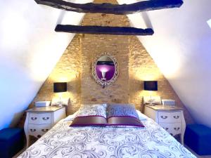 B&B / Chambres d'hotes La Clef des Songes B&B de charme - Sarlat Centre - Parking gratuit - Piscine et espace bien-etre a 400metres : photos des chambres