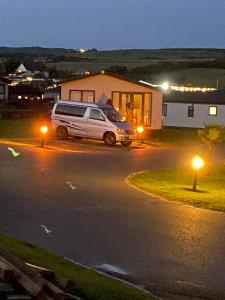 Morwenna Lodge - Waves of the Ocean