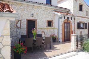 House Nadia, village Sveti Kirin