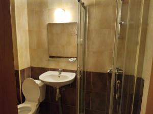 Семеен хотел Чекръка