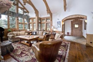 349 Holden Rd, home