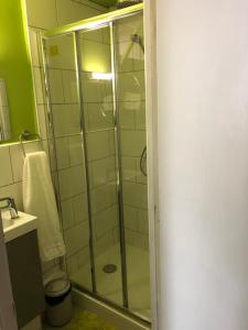 Studio confortable pres de la riviere et la ville