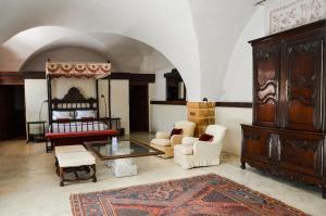 Hotels Chateau de Bagnols : photos des chambres