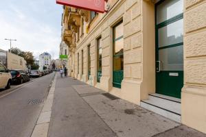 Free Parking Vienna Naschmarkt Air Con fast Wifi