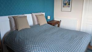 B&B / Chambres d'hotes La Maison Normande : Chambre Double ou Lits Jumeaux avec Balcon