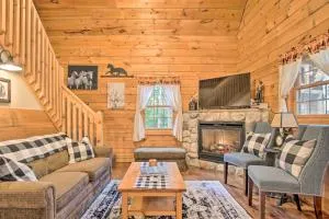 Rustic Rothbury Cabin with Resort Amenity Access! - Little Point Sable