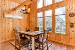 Eagle Crest Family Friendly Chalet