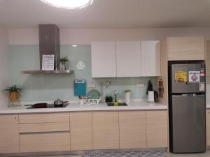 HINODE Geniehome 3BR free WIFI and CARPARK at Utropolis Shah Alam