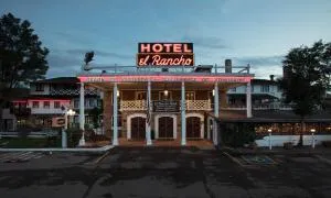 Hotel El Rancho - Pinehill