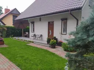 Holiday house with swimming pool in Morzyczyn - 莫什奇恩