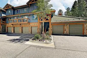 Los Pinos - بريكنريدج