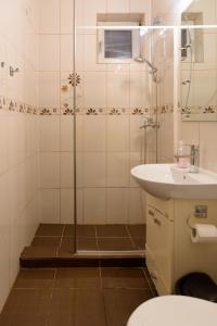 Ultracentral Apartment - "Saint Anthony" Church & Old Town View